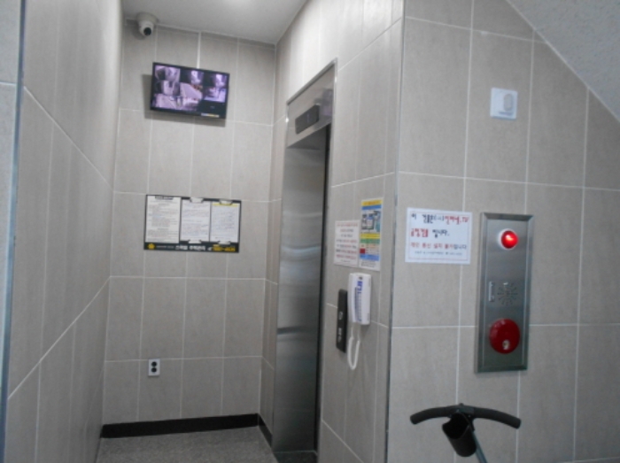 1층 엘리베이터