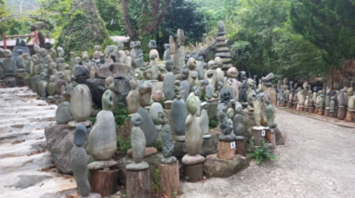 지상 소재 관상석등 (정원석,수석)