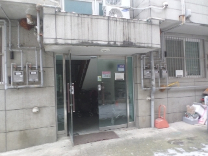 목록2. 공동현관문