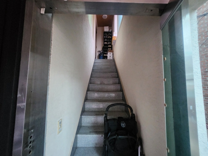 1,2,3층 내부계단