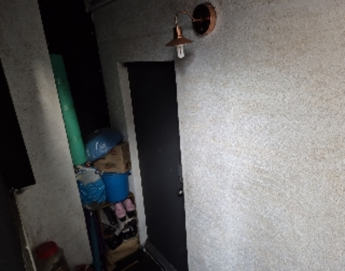 세대현관문(지층)