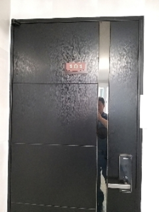 세대출입문[101호]