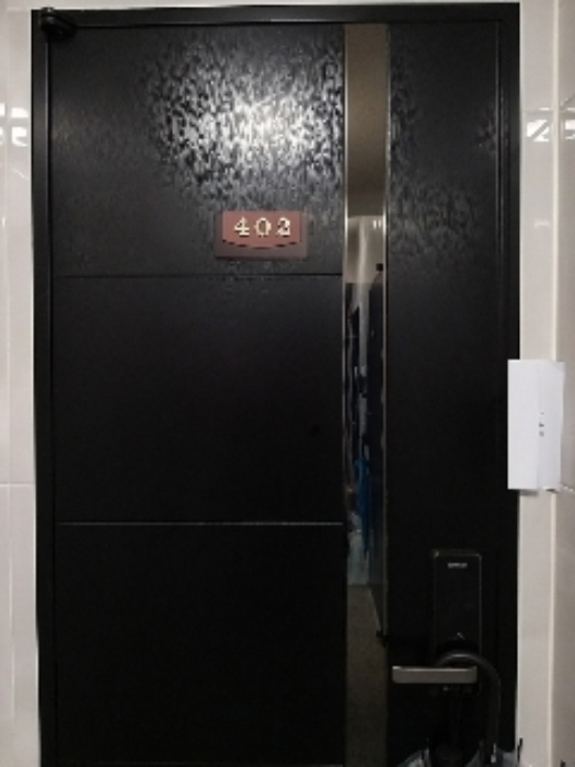 세대출입문[402호]