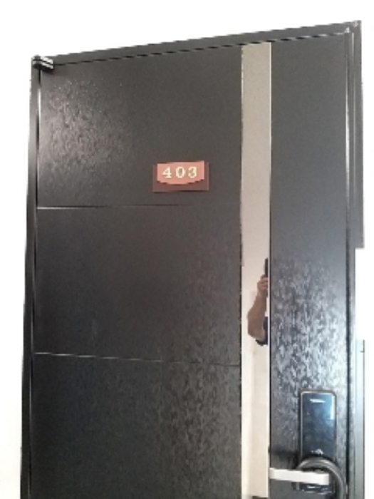 세대출입문[403호]