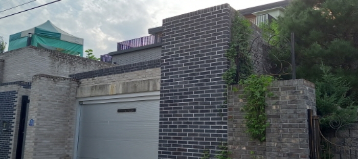 목록 1. 토지 및 목록 2. 주택 전경