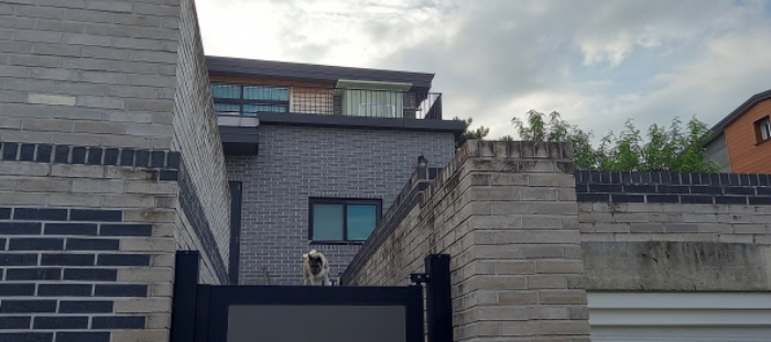 목록 1. 토지 및 목록 2. 주택 전경