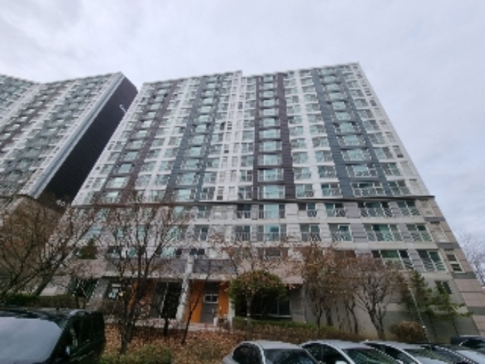 건물 전경(전면)