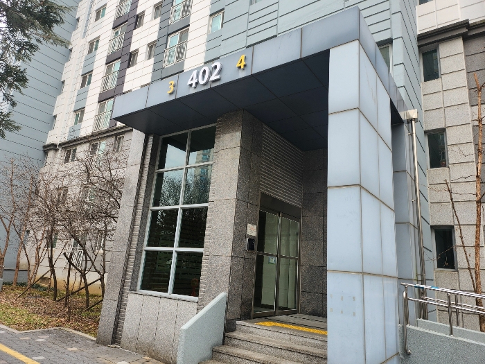 본건 공동 출입구