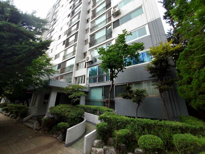 708동 저층부 전경