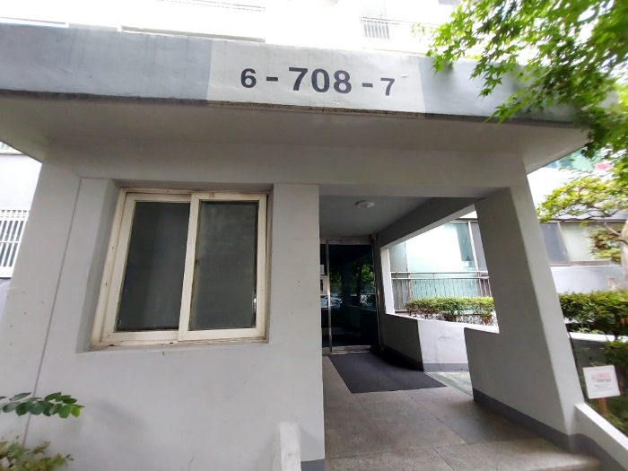 708동 6,7호라인 공용출입구