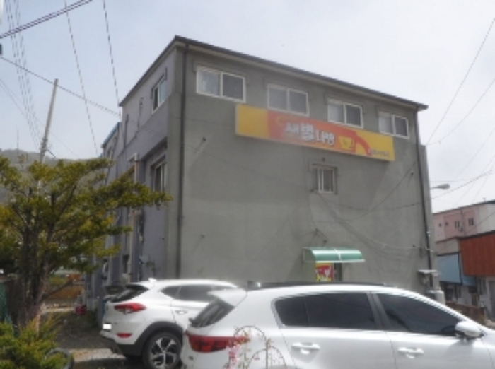 기호 1,2번 근거리에서 촬영한 것임