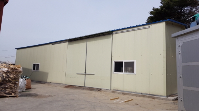 목록13.토지 지상 소재 제시외 창고 