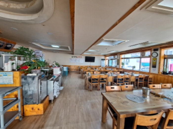 목록 2 1층 동쪽음식점 내부