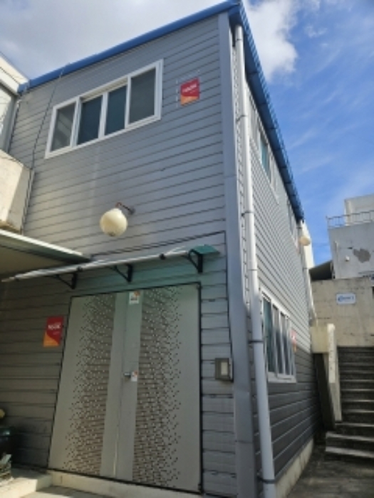 부산광역시 연제구 고분로247번길 6-1
위 지상 조표67089내 조표제67089호 
건물외부 전경