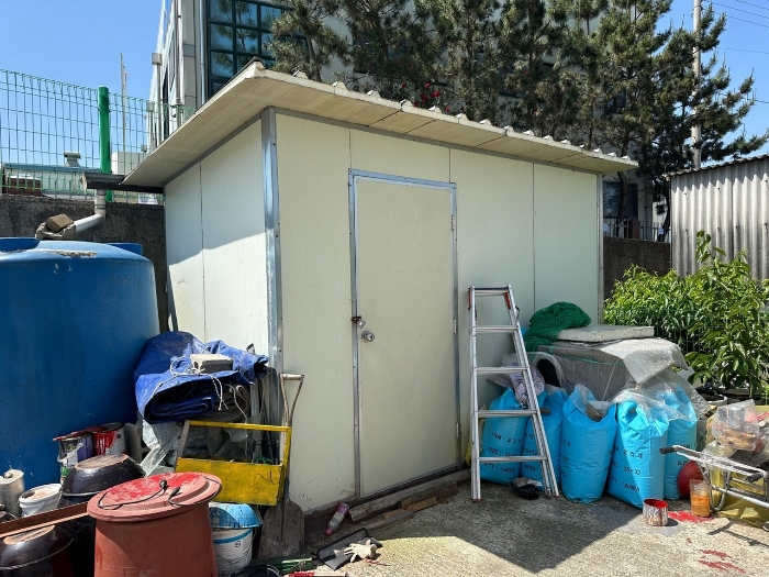 제시외 건물 ㄱ)