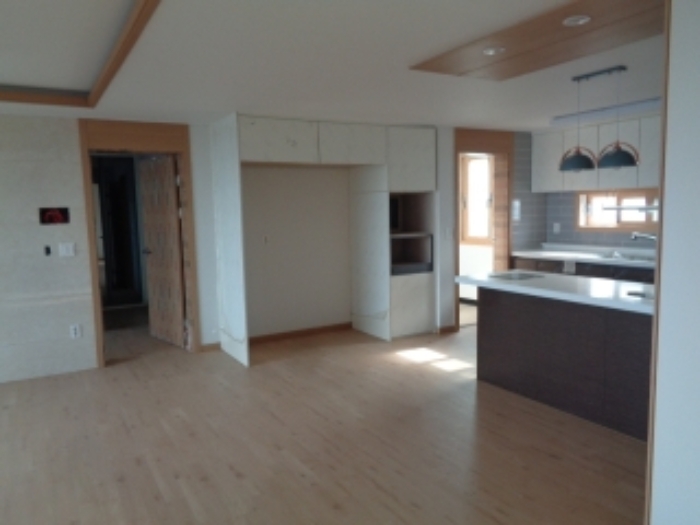 에끌라드 제주 101동 1층 101호 거실, 주방