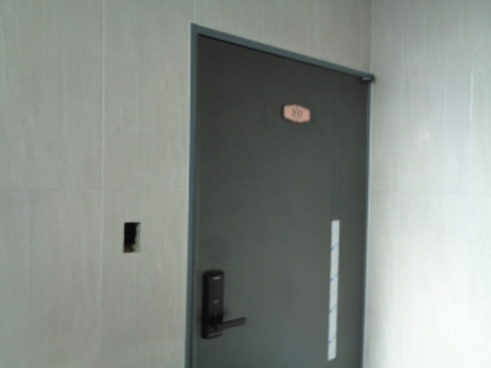 에끌라드 제주 101동 2층 202호 현관문