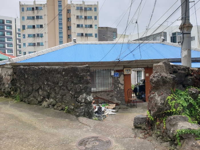 기호(1)전경 북동측에서 촬영 