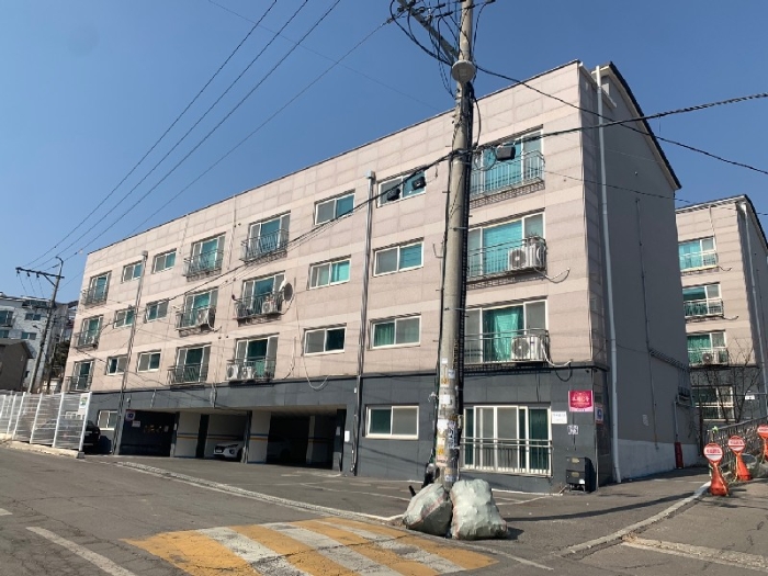 본건 전경 - 남동측에서 촬영