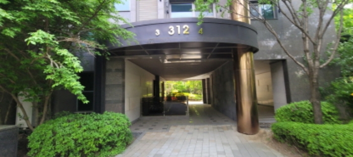 공동현관 출입문