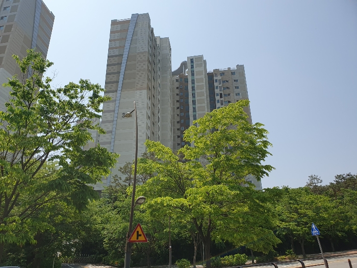 본건 건물 전경-3