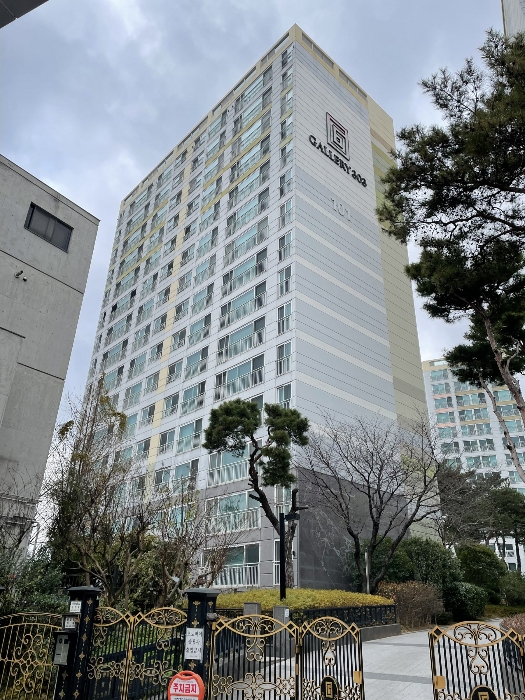 【 본건 전경 】