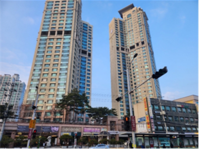 [ 본 건 전  경 ]