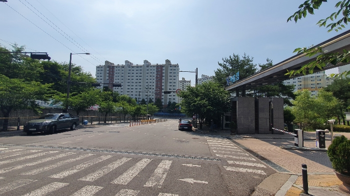 본 건  인 근  현 황