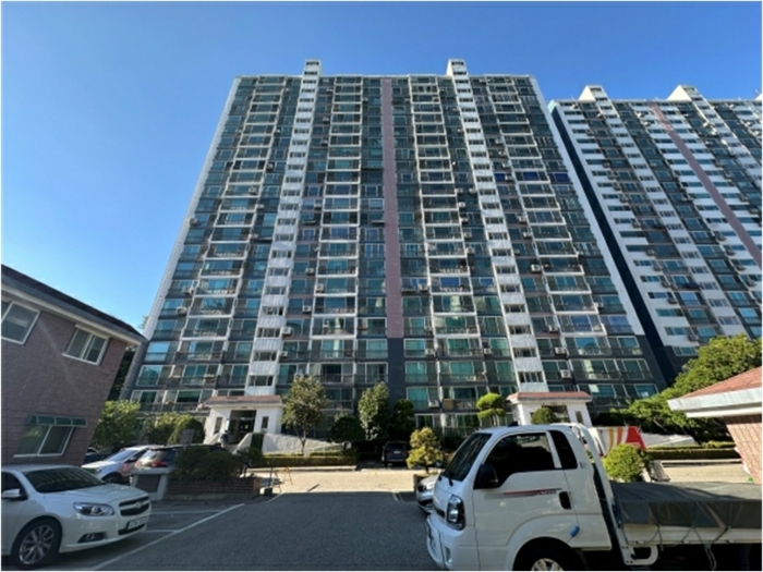 본건 건물(103동) 전경