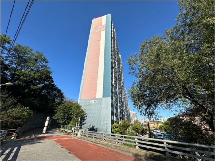 본건 건물(103동) 전경