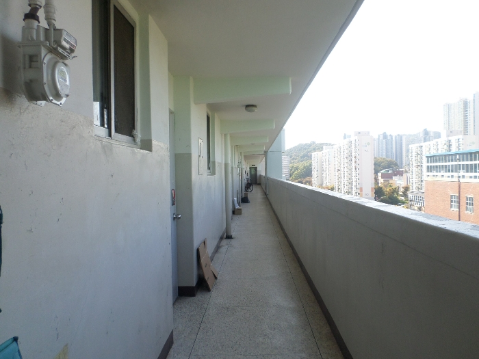 본건 9층 복도부분