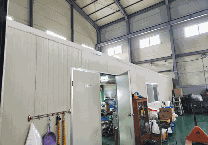 ③ 상층부 내부(사무실 제외(임차인소유로 탐문))