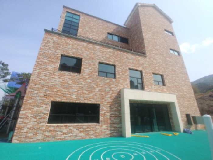 목록1 건물 전경 (3)