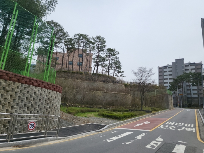 본건 기호(1) 전경(서측에서 촬영)