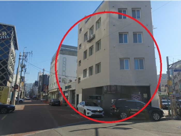 본건 기호(1)토지,기호(2)건물 전경