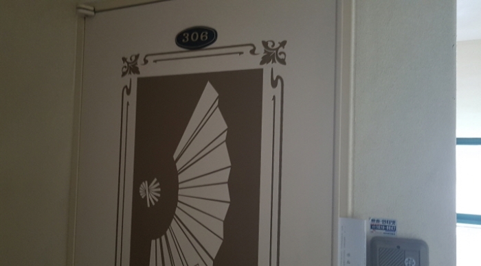 * 목록2. 306호 현관문 전경