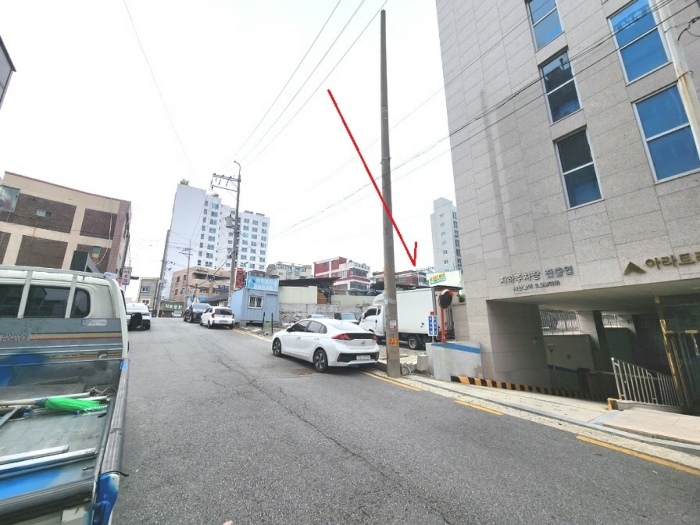 본건 남측 소재 도로 항황