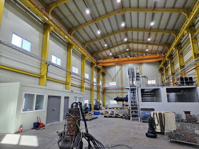 일련번호 4) 내부 