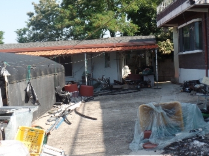 기호 5.지상 제시외 ㄱ.주택, ㅋ.차양