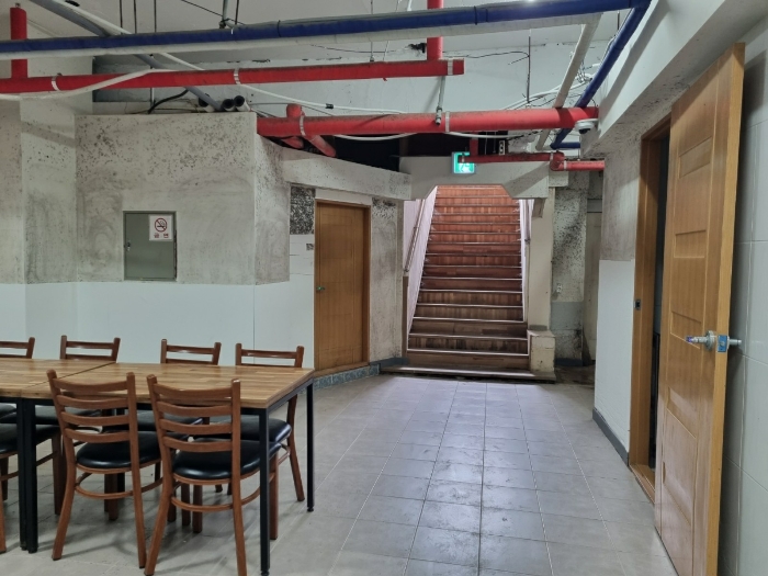 내부전경(지하 식당)