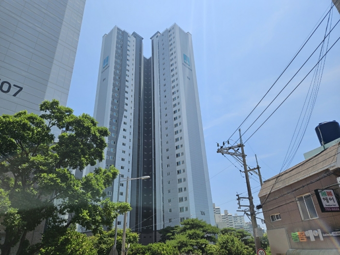 본건 외부 전경