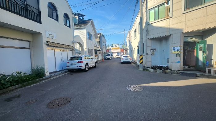 본건 인접도로 전경