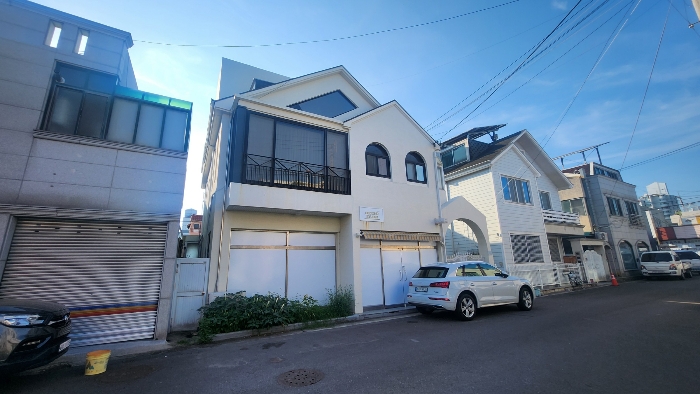 본건 토지.건물 전경