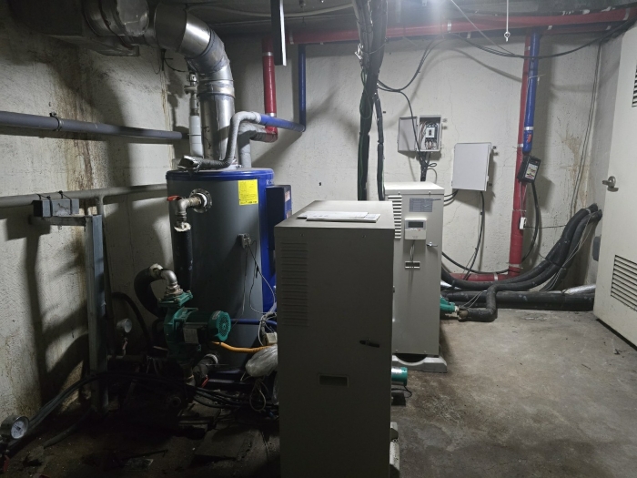 지하 기계실 전경