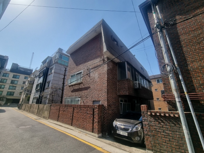 본건 동측 전경 및 주위환경