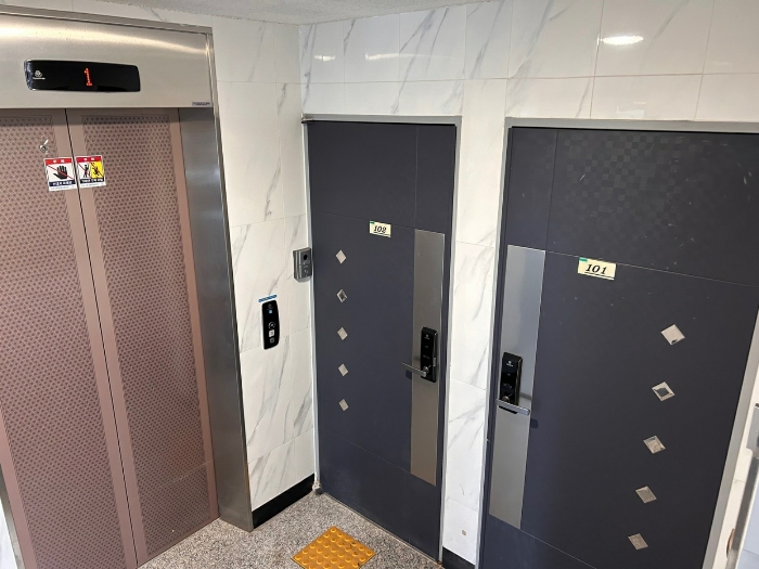 지층전경(101,102호측면)