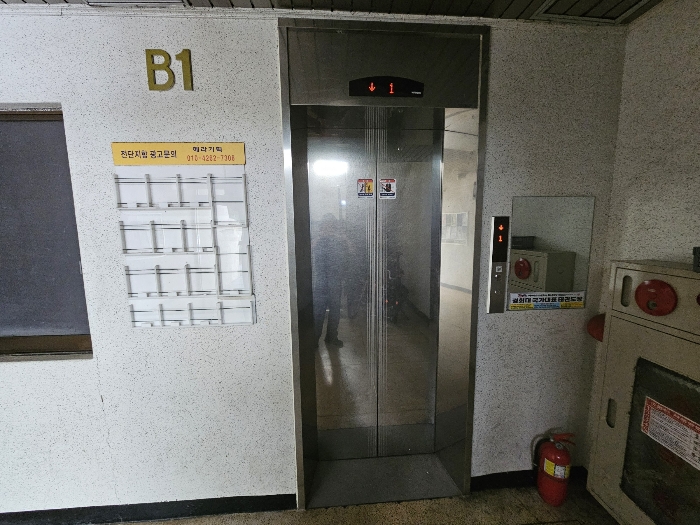 본건 소재 아파트 동 승강기설비