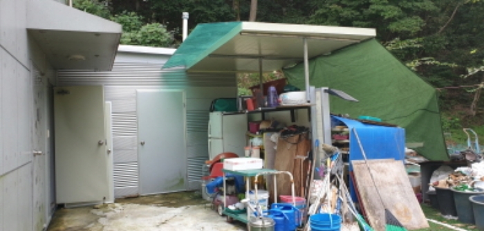 목록4. 건물 우측 뒷쪽 전경