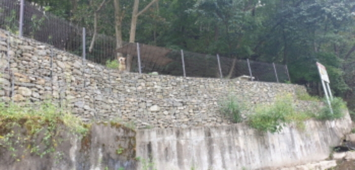 목록1.토지 옆 석재 축대 및 콘크리트 옹벽