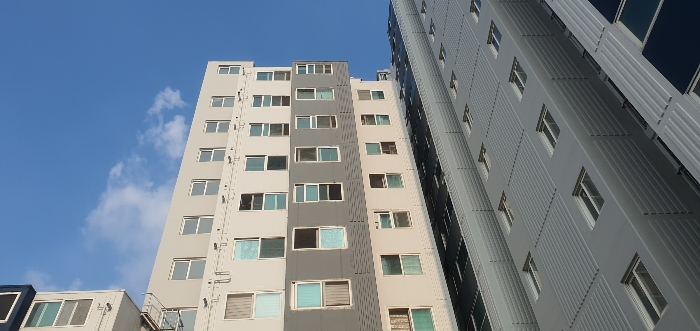 본건이 소재한 건물 전경②